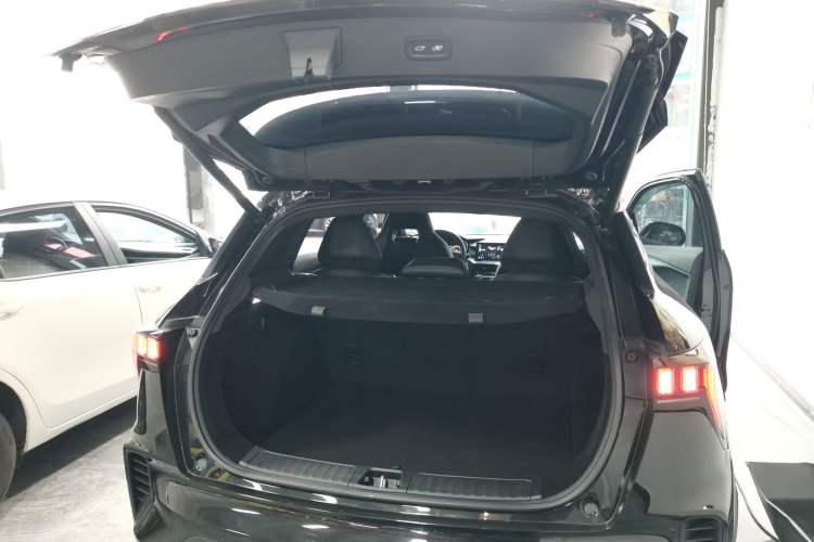 Used Lynk & Co 06 2020 1.5T JinPro model Trunk