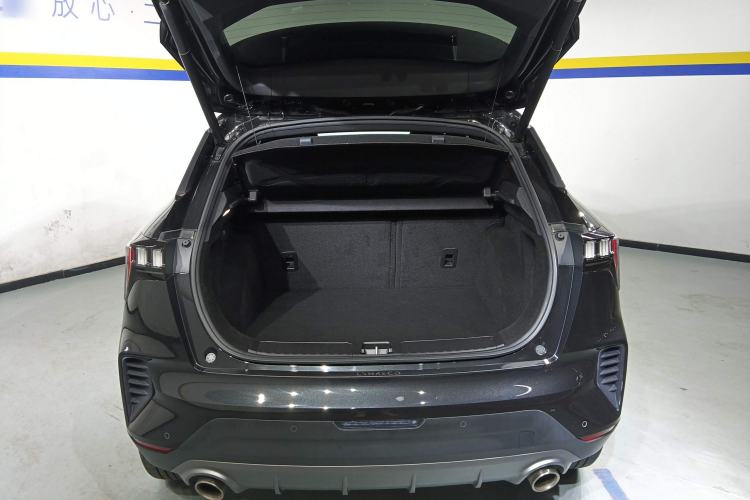 Used Lynk & Co 06 2020 1.5T JinPro model Trunk