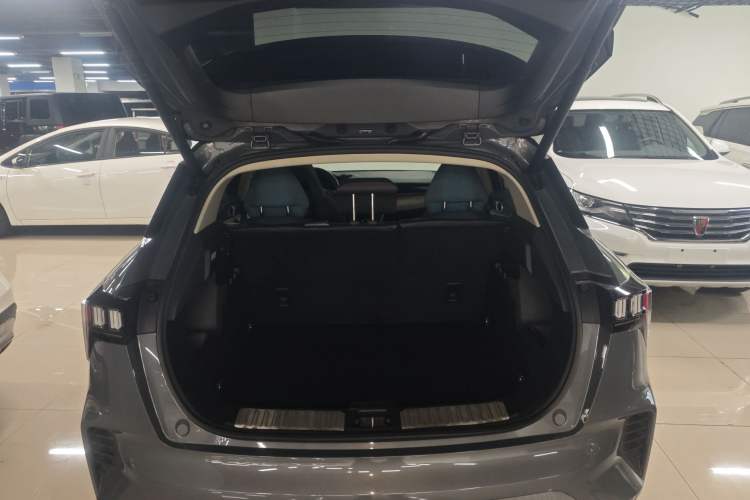 Used Lynk & Co 06 2020 1.5T YAO Halo Trunk