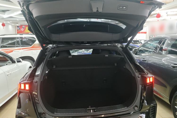 Used Lynk & Co 06 2020 1.5T JinPro model Trunk