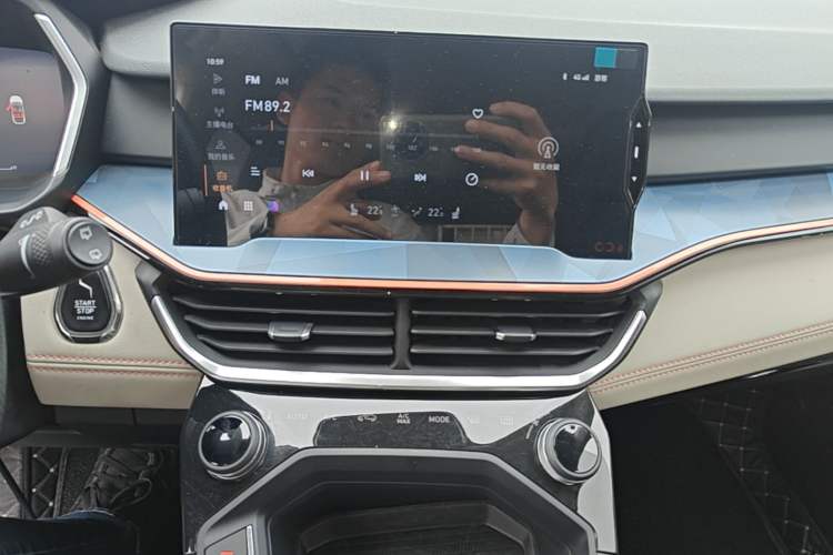 Used Lynk & Co 06 2020 1.5T YAO Halo Audio And AC Panel