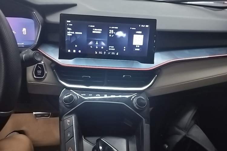 Used Lynk & Co 06 2020 1.5T YAO Halo Audio And AC Panel