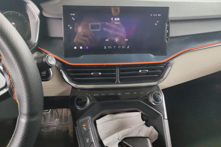 Used Lynk & Co 06 2020 1.5T YAO Halo Audio And AC Panel