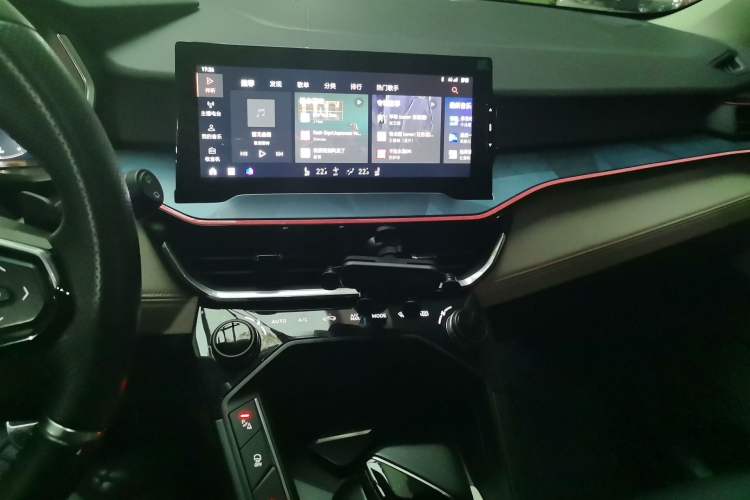 Used Lynk & Co 06 2020 1.5T YAO Halo Audio And AC Panel