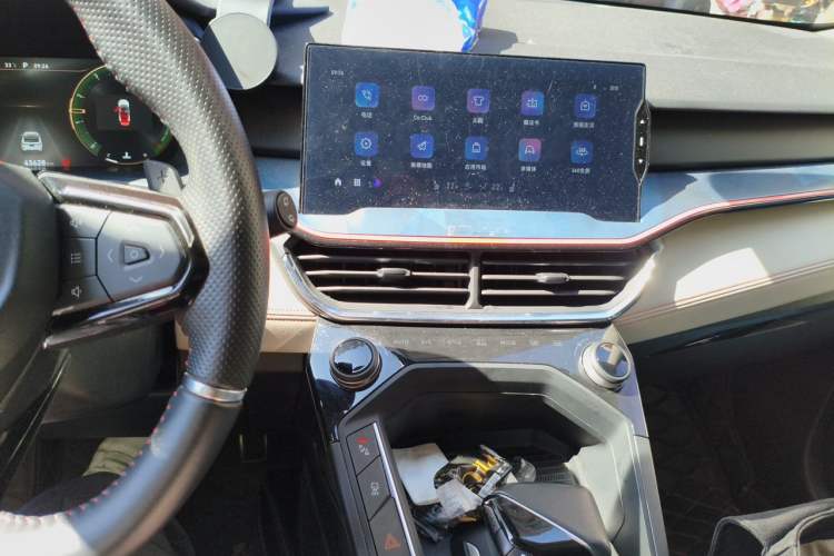 Used Lynk & Co 06 2020 1.5T YAO Halo Audio And AC Panel