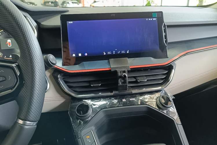 Used Lynk & Co 06 2020 1.5T YAO Halo Audio And AC Panel