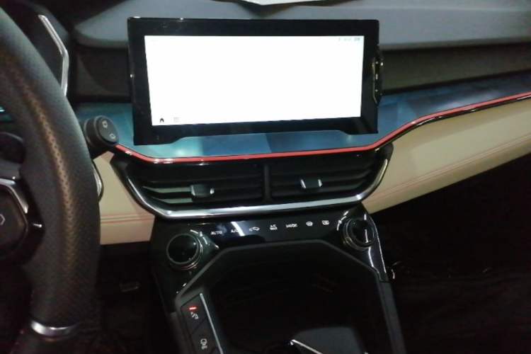 Used Lynk & Co 06 2020 1.5T YAO Halo Audio And AC Panel