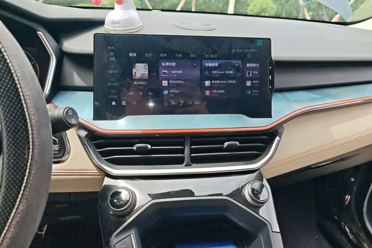 Used Lynk & Co 06 2020 1.5T YAO Halo Audio And AC Panel