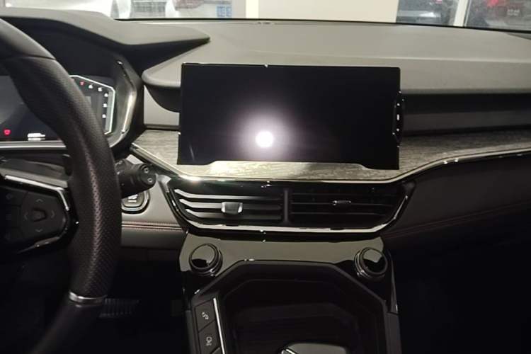 Used Lynk & Co 06 2020 1.5T JinPro model Audio And AC Panel