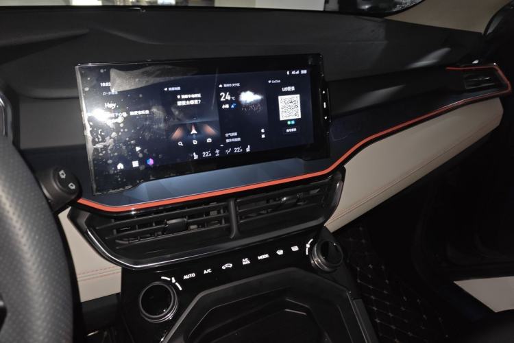 Used Lynk & Co 06 2020 1.5T YAO Halo Audio And AC Panel