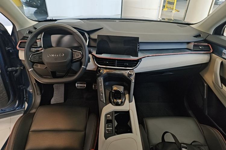 Used Lynk & Co 06 2020 1.5T YAO Halo Center Console