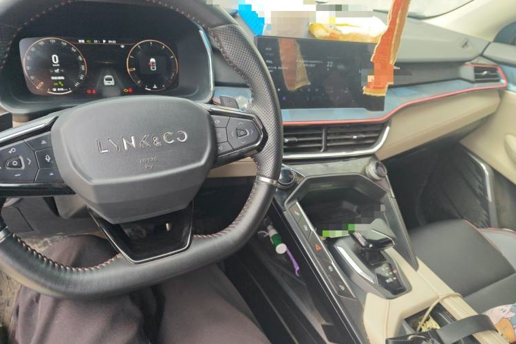 Used Lynk & Co 06 2020 1.5T YAO Halo Center Console