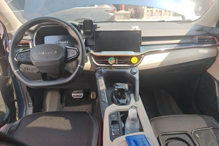 Used Lynk & Co 06 2020 1.5T YAO Halo Center Console