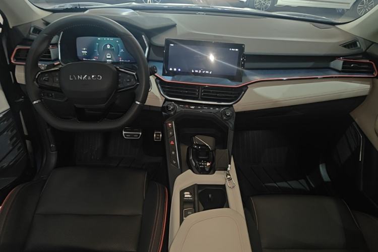 Used Lynk & Co 06 2020 1.5T YAO Halo Center Console