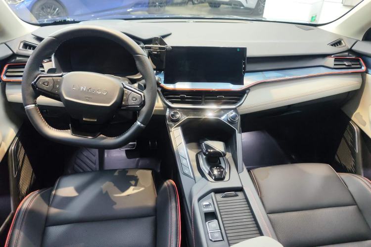 Used Lynk & Co 06 2020 1.5T YAO Halo Center Console