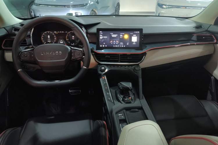 Used Lynk & Co 06 2020 1.5T YAO Halo Center Console
