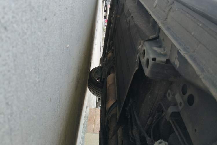 Used Lynk & Co 06 2020 1.5T YAO Halo Chassis Rear Left