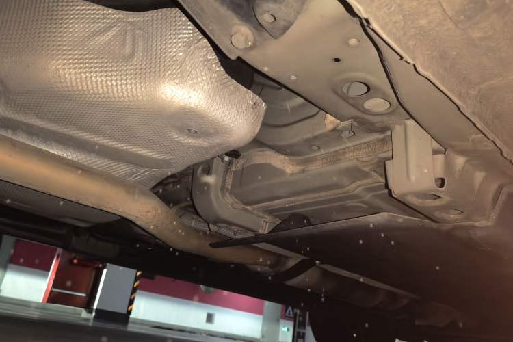 Used Lynk & Co 06 2020 1.5T YAO Halo Chassis Rear Right