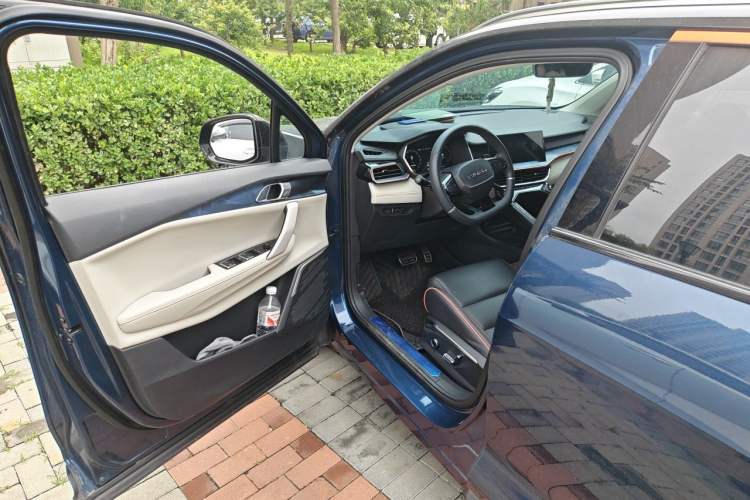 Used Lynk & Co 06 2020 1.5T YAO Halo Driver Seat