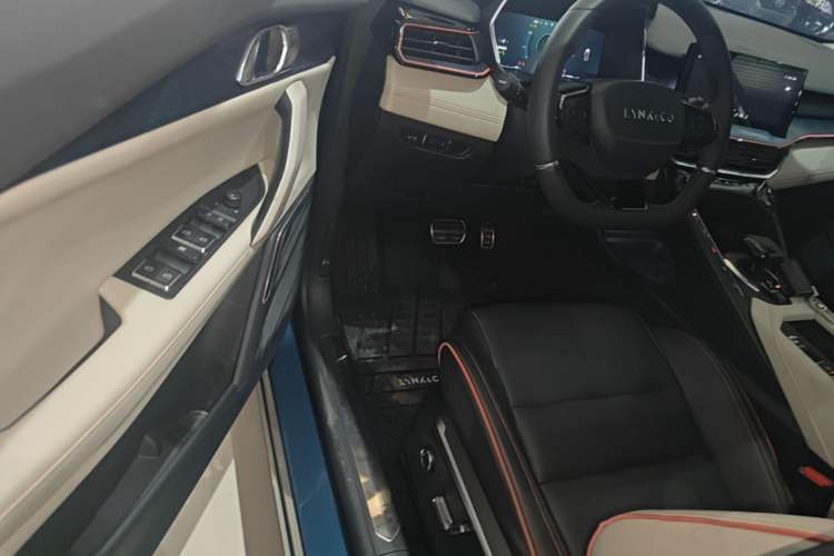 Used Lynk & Co 06 2020 1.5T YAO Halo Driver Seat