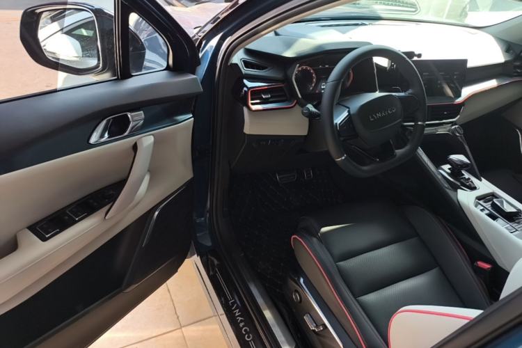 Used Lynk & Co 06 2020 1.5T YAO Halo Driver Seat