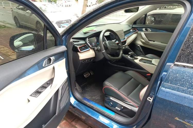 Used Lynk & Co 06 2020 1.5T YAO Halo Driver Seat