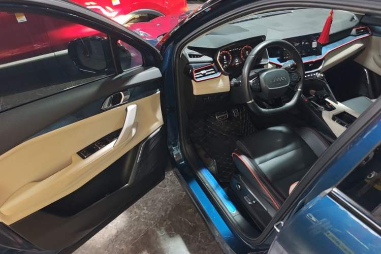 Used Lynk & Co 06 2020 1.5T YAO Halo Driver Seat
