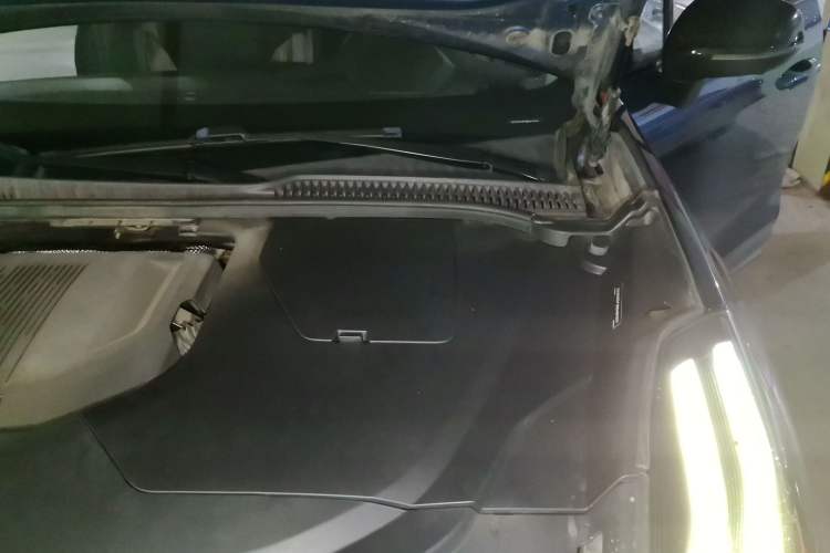 Used Lynk & Co 06 2020 1.5T YAO Halo Engine Bay Left