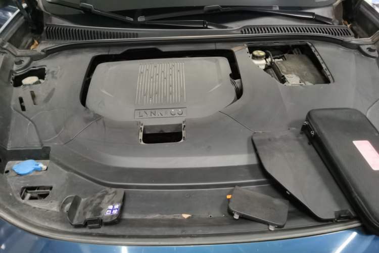 Used Lynk & Co 06 2020 1.5T Tech Pioneer Edition Engine Bay