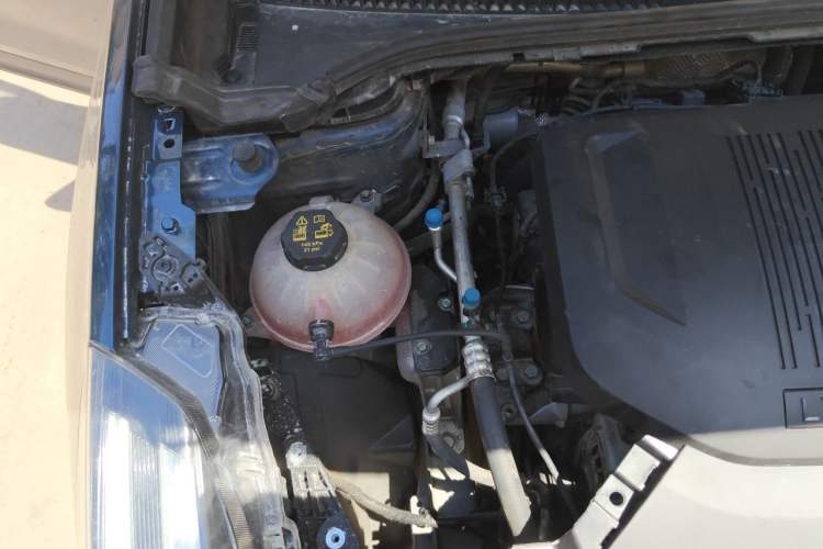 Used Lynk & Co 06 2020 1.5T YAO Halo Engine Bay Right