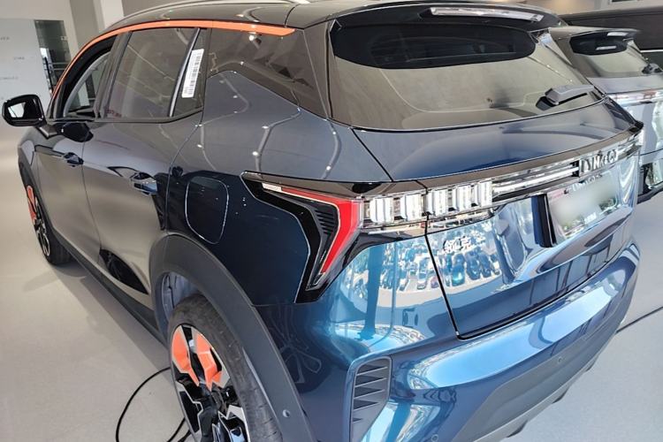 Used Lynk & Co 06 2020 1.5T YAO Halo Exterior 2