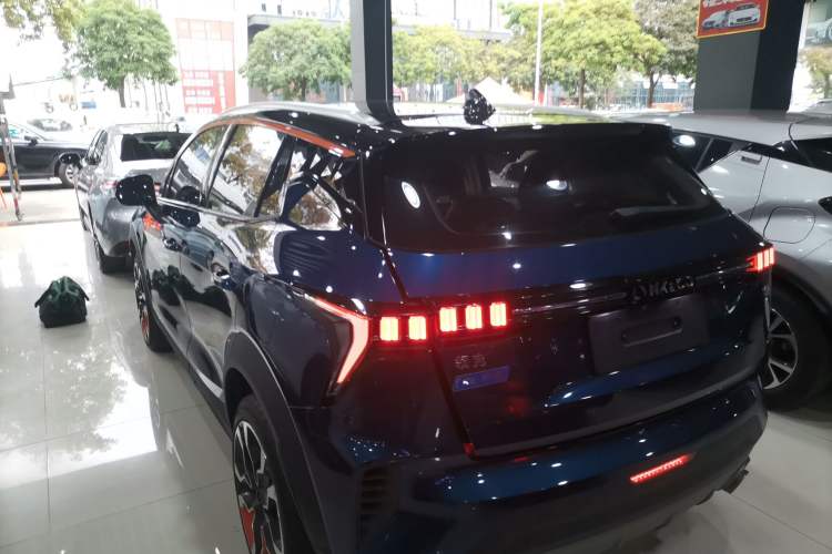Used Lynk & Co 06 2020 1.5T YAO Halo Exterior 2