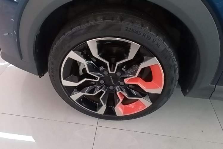 Used Lynk & Co 06 2020 1.5T YAO Halo Exterior 4