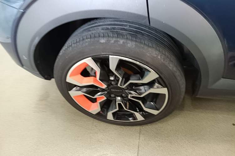 Used Lynk & Co 06 2020 1.5T YAO Halo Exterior 5