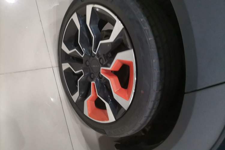 Used Lynk & Co 06 2020 1.5T YAO Halo Exterior 5