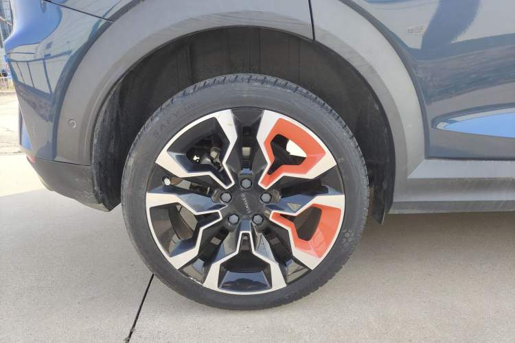 Used Lynk & Co 06 2020 1.5T YAO Halo Exterior 5