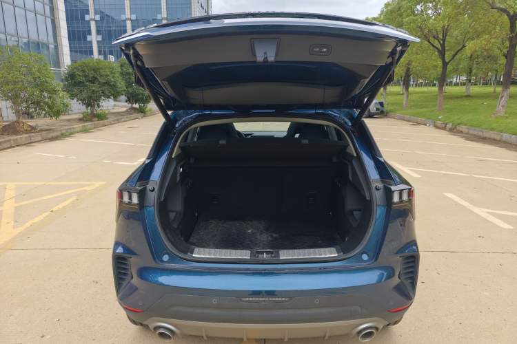 Used Lynk & Co 06 2020 1.5T YAO Halo Exterior 8