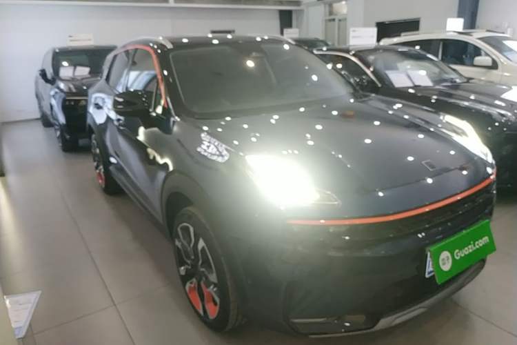 Used Lynk & Co 06 2020 1.5T YAO Halo Front Right 45 Deg