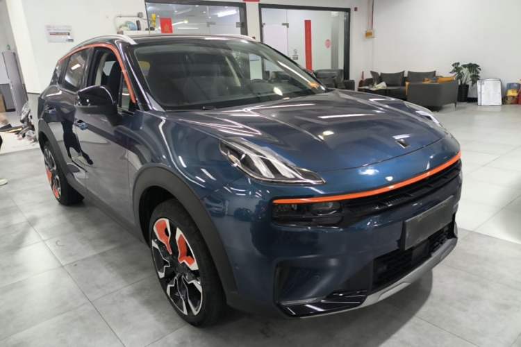Used Lynk & Co 06 2020 1.5T YAO Halo Front Right 45 Deg