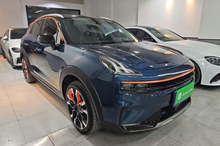 Used Lynk & Co 06 2020 1.5T YAO Halo Front Right 45 Deg