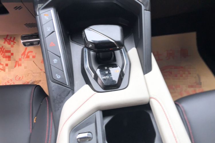 Used Lynk & Co 06 2020 1.5T YAO Halo Gear Lever