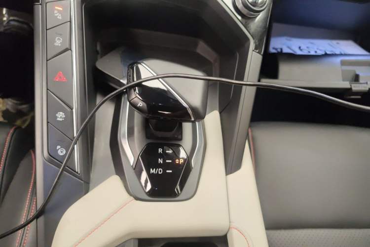 Used Lynk & Co 06 2020 1.5T YAO Halo Gear Lever