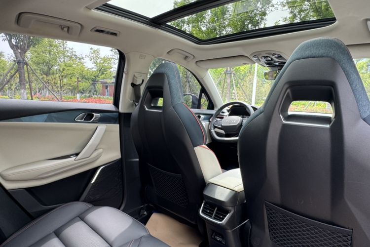 Used Lynk & Co 06 2020 1.5T YAO Halo Headliner