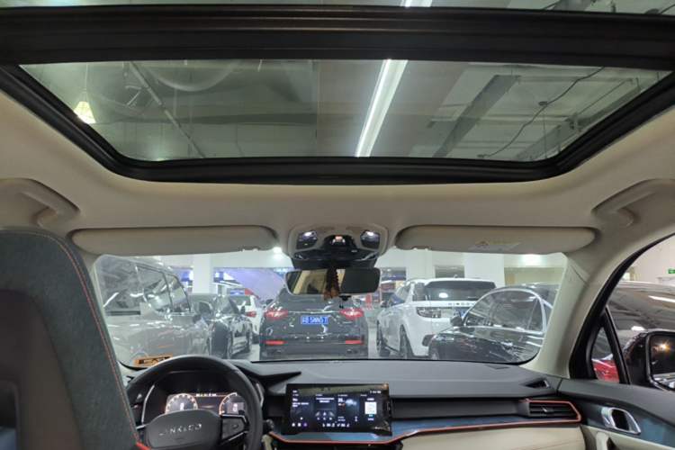 Used Lynk & Co 06 2020 1.5T YAO Halo Headliner