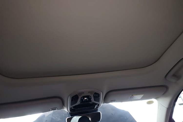 Used Lynk & Co 06 2020 1.5T YAO Halo Headliner