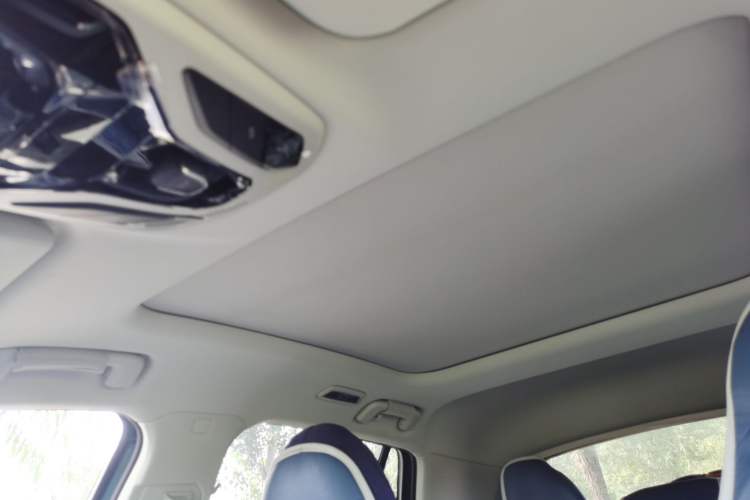Used Lynk & Co 06 2020 1.5T YAO Halo Headliner