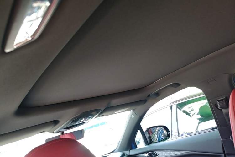 Used Lynk & Co 06 2020 1.5T JinPro model Headliner