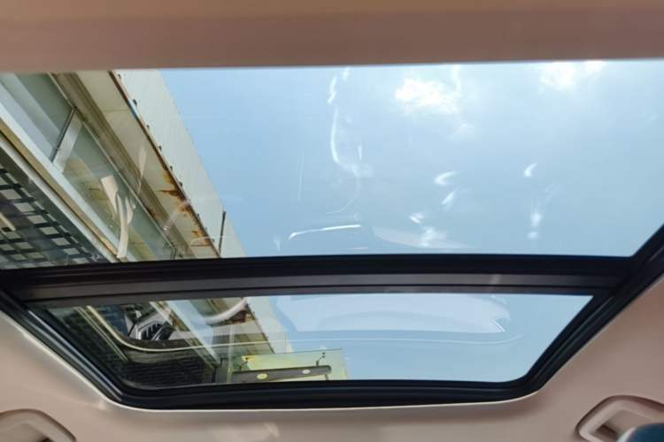 Used Lynk & Co 06 2020 1.5T YAO Halo Headliner