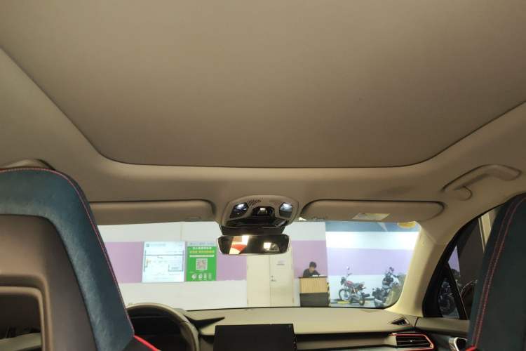 Used Lynk & Co 06 2020 1.5T YAO Halo Headliner