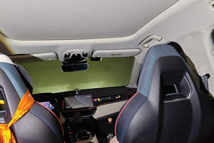Used Lynk & Co 06 2020 1.5T YAO Halo Headliner